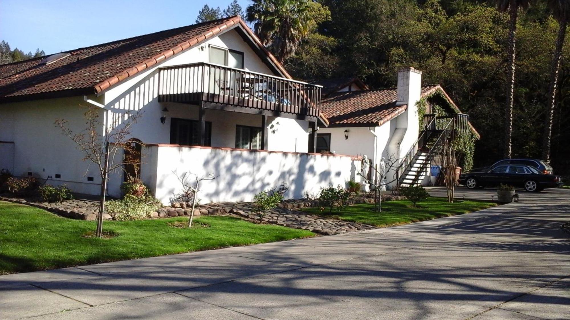 Spanish Villa Inn St. Helena Exterior foto