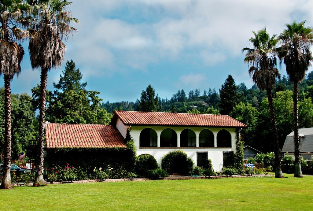 Spanish Villa Inn St. Helena Exterior foto